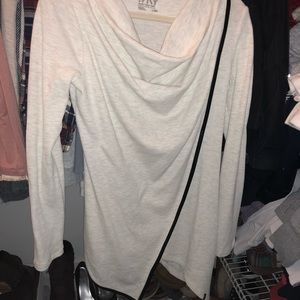 A style frame shirt